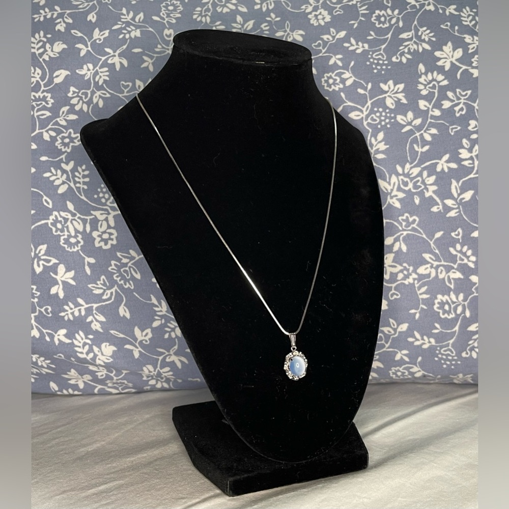 Vintage Pendant on 24" NWOT Italian 925 Chain